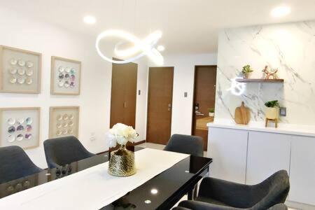 Siqueiros Maia - Lujoso Apto En Polanco Cerca De Antara 3br Apartment *
